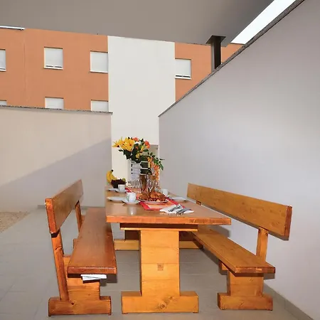 Amazing In With Swimming Pool Апартаменты *