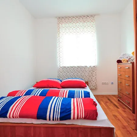 Apartmán 2 Bedroom Pet Friendly In Nin