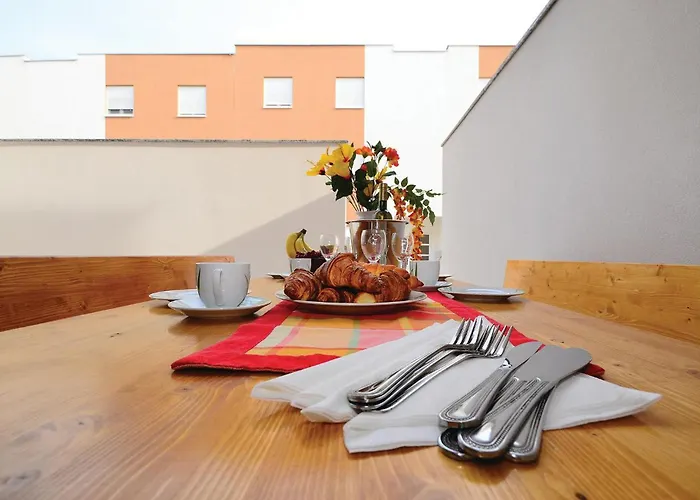 Amazing In With Swimming Pool Нин